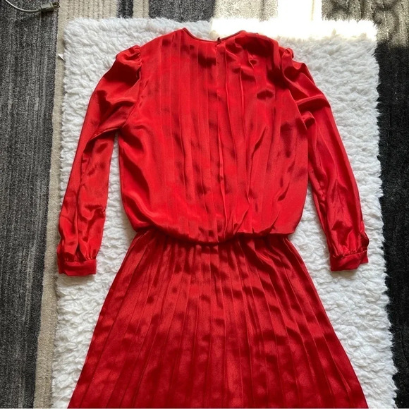 Vtg In The Mood Red Orange Pleated Day Dress - size 8 - Picture 2 of 16